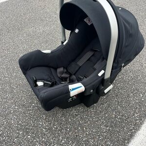 Stokke PIPA by Nuna car seat